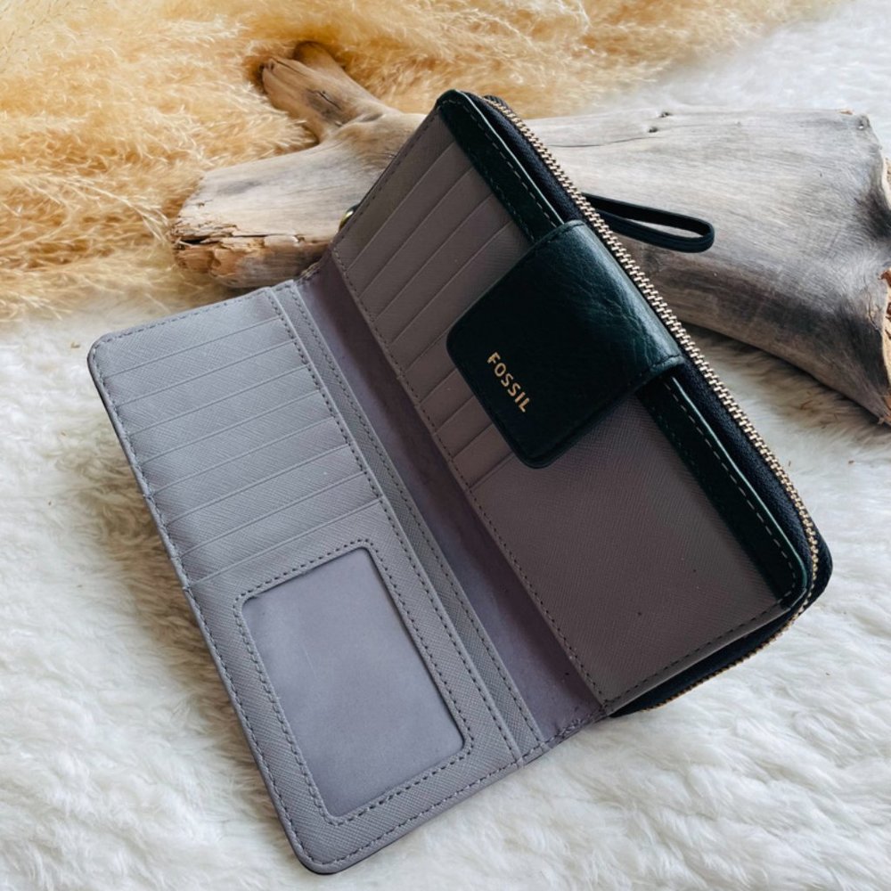 Wallet - Picture 2 of 2